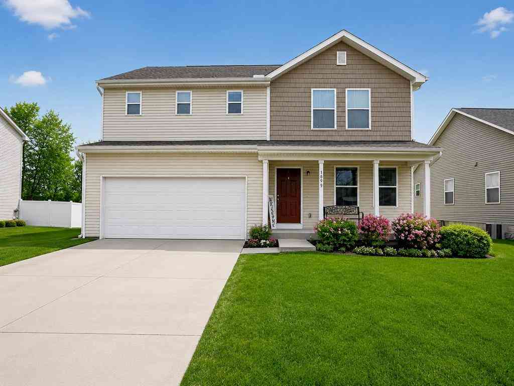 Homes For Sale - 1090 Jackson Drive <br/> Owosso, MI 48867