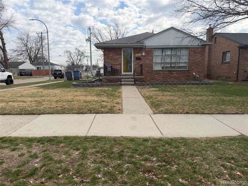 Homes For Sale - 32011 Grandview Avenue <br/> Westland, MI 48186