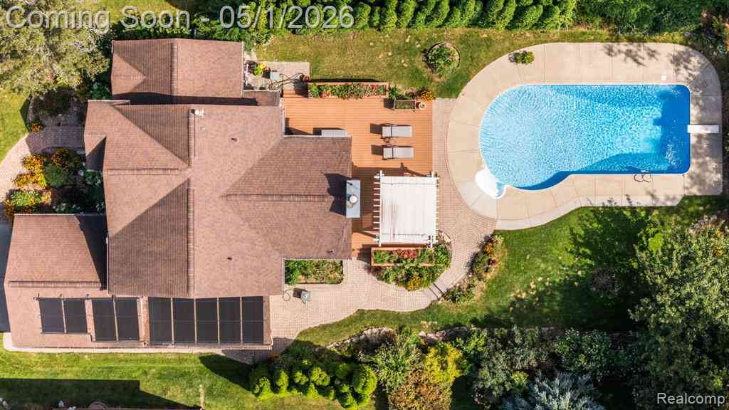 Homes For Sale - 1861 Twin Sun Circle <br/> Walled Lake, MI 48390