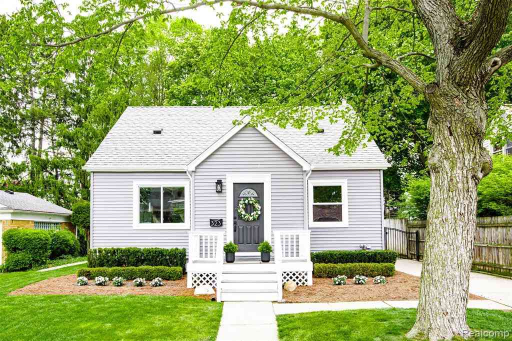 Homes For Sale - 323 Maywood Avenue <br/> Rochester, MI 48307