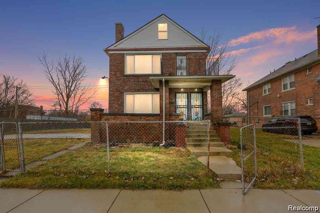 Homes For Sale - 611 Ashland Street <br/> Detroit, MI 48215
