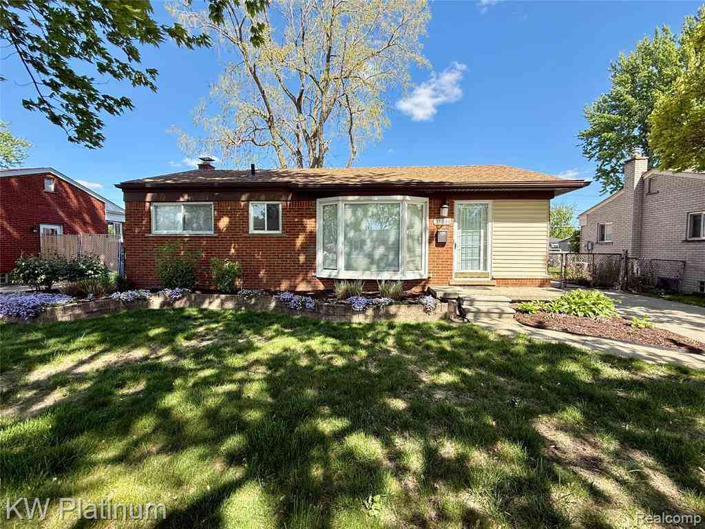 Homes For Sale - 25530 Marilyn Avenue <br/> Warren, MI 48089