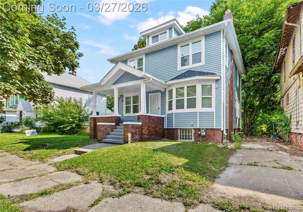 Homes For Sale - 3196 Helen Street <br/> Detroit, MI 48207
