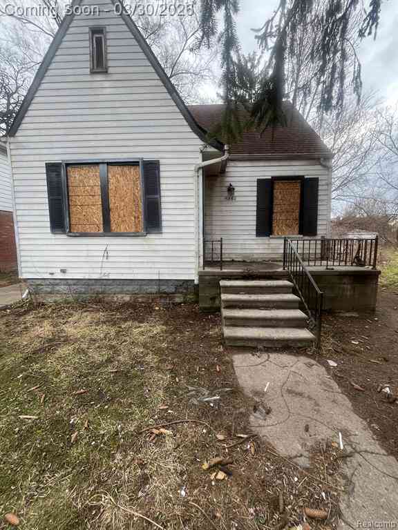 Homes For Sale - 15860 Pierson Street <br/> Detroit, MI 48223