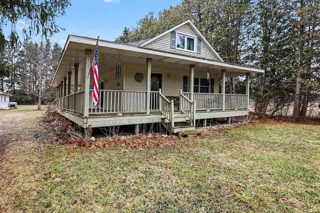 Homes For Sale - 4656 Stoddard Road <br/> Port Austin, MI 48467