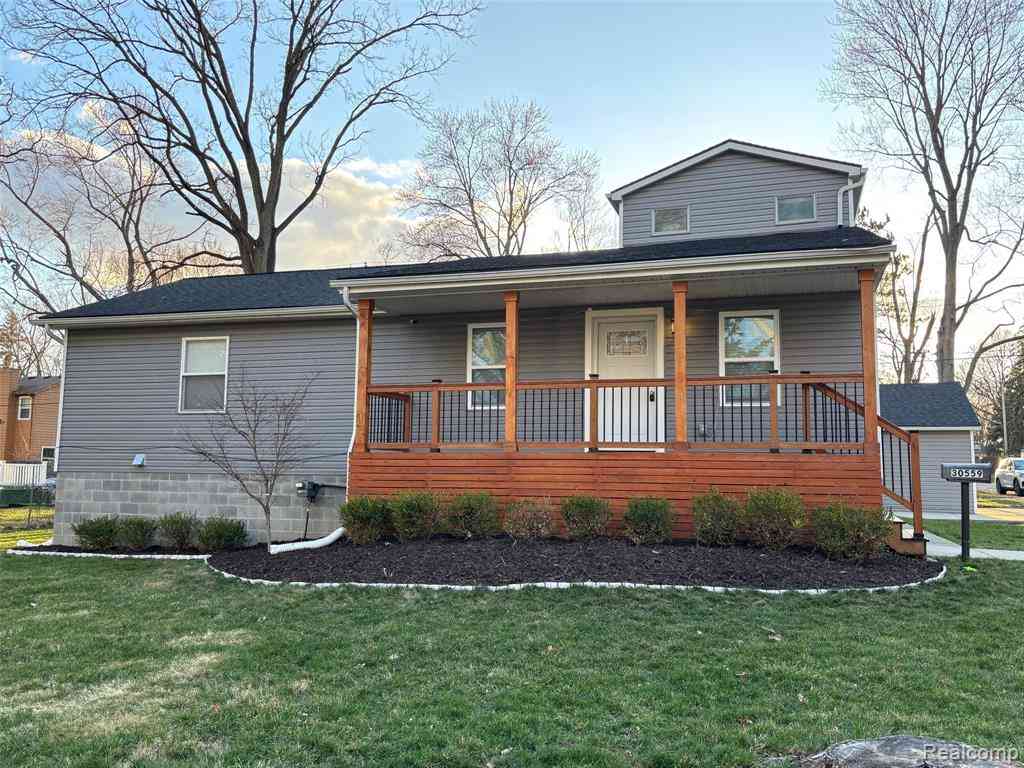 Homes For Sale - 30559 Marshall Street <br/> Southfield, MI 48076