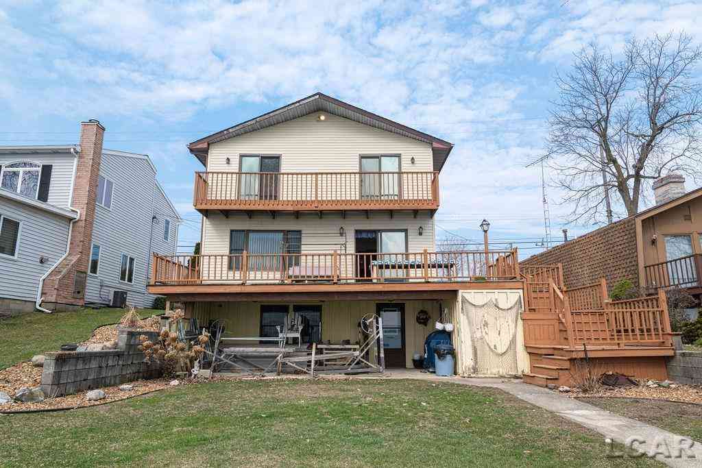 Homes For Sale - 9900 Devils Lake Highway <br/> Manitou Beach, MI 49253