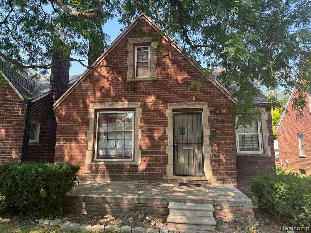 Homes For Sale - 15613 Seymour Street <br/> Detroit, MI 48205