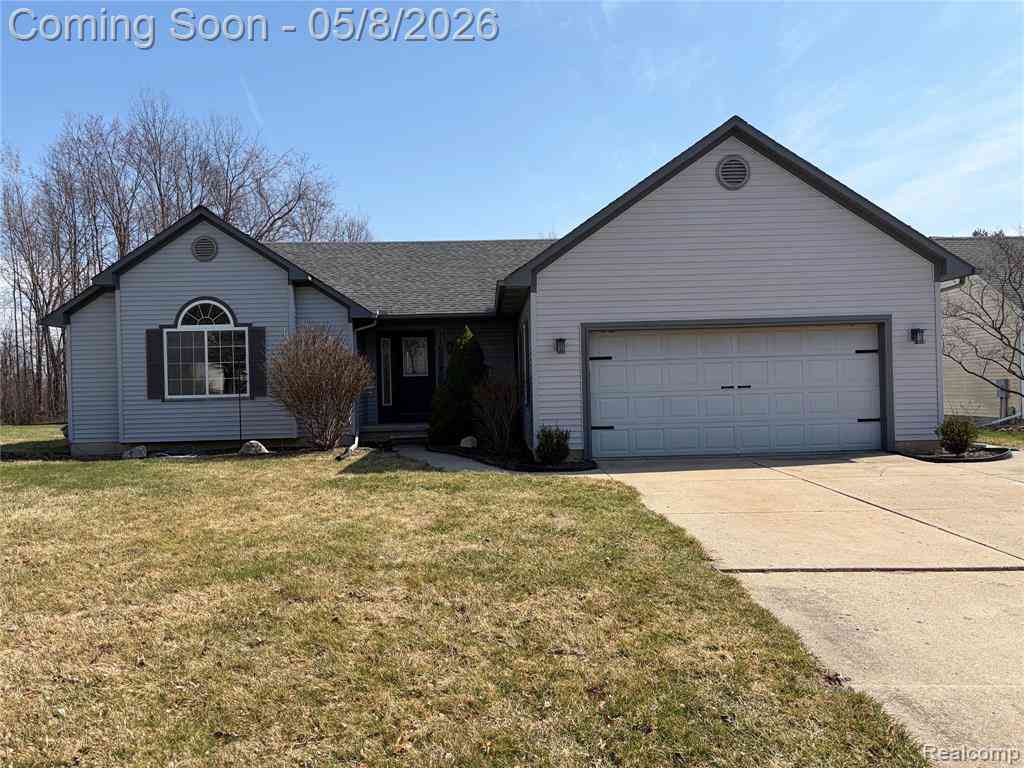 Homes For Sale - 11687 Shell Bark Lane <br/> Grand Blanc, MI 48439