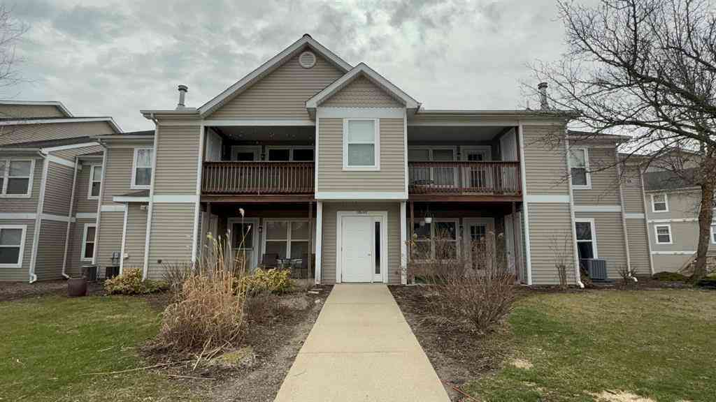 Condo For Rent - 1401 Millbrook Trail <br/> Washtenaw County, Ann Arbor, MI 48108