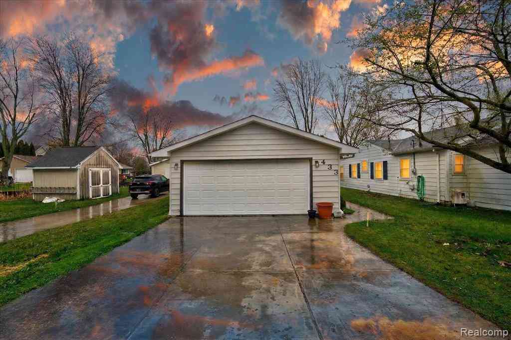Homes For Sale - 433 Walnut Drive <br/> Saint Clair County, East China, MI 48054