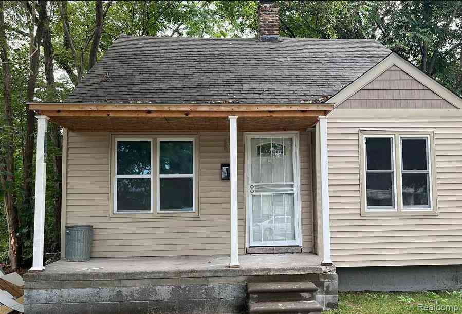 Homes For Sale - 19344 Bradford Street <br/> Detroit, MI 48205