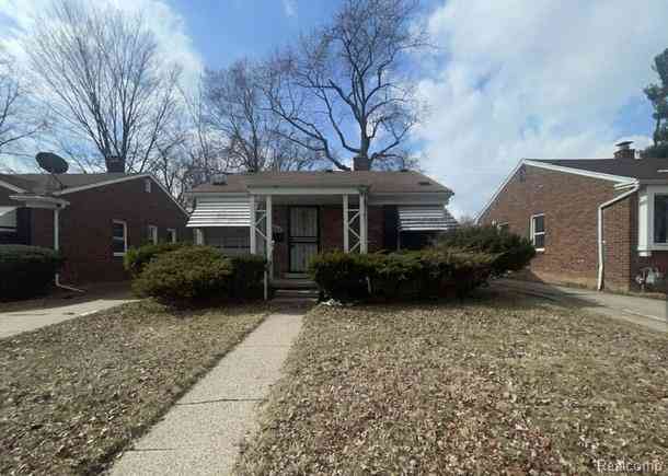 Homes For Sale - 20043 Goulburn Avenue <br/> Detroit, MI 48205