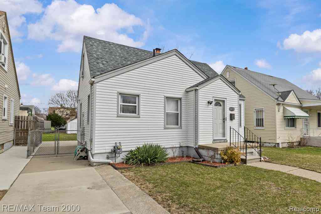Homes For Sale - 6872 Artesian Street <br/> Detroit, MI 48228
