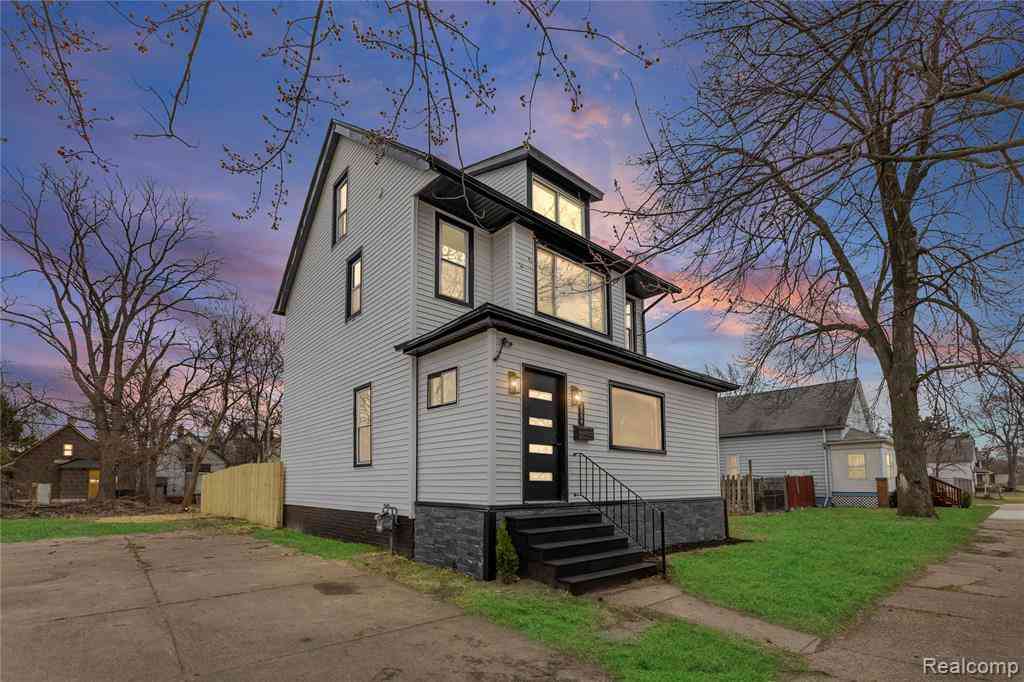 Homes For Sale - 2554 Parker Street <br/> Detroit, MI 48214