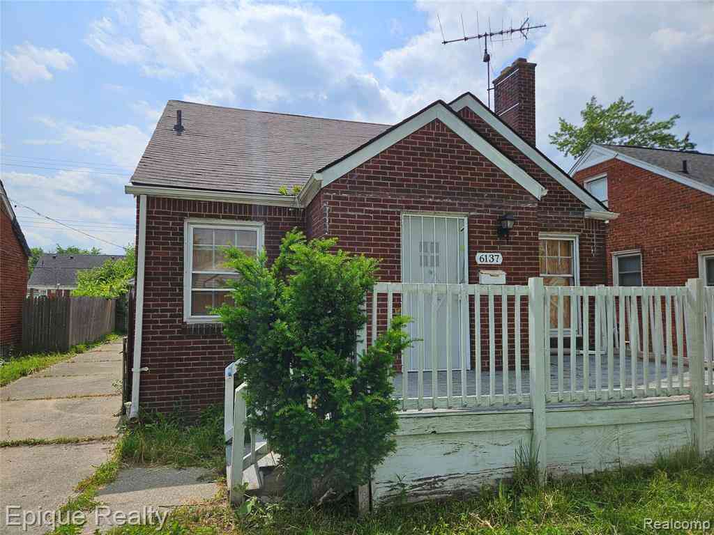 Homes For Sale - 6137 Radnor Street <br/> Detroit, MI 48224