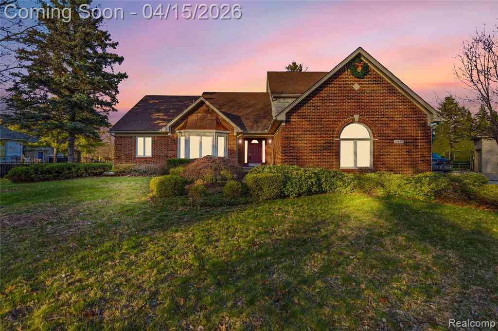 Homes For Sale - 14855 Brompton Court <br/> Shelby Twp, MI 48315