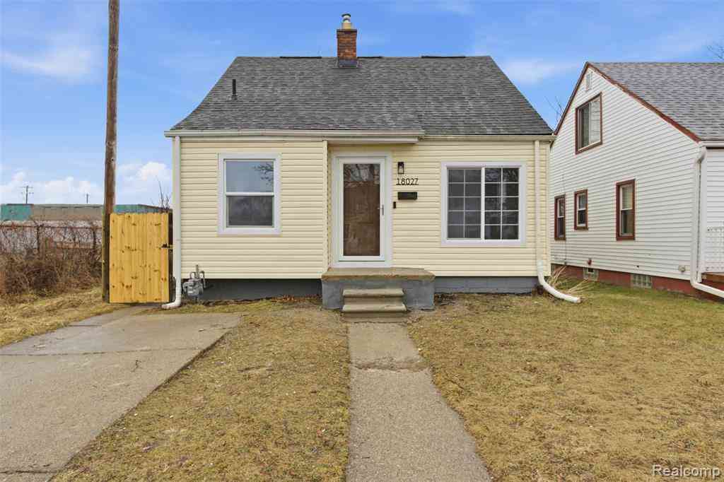 Homes For Sale - 18027 Moenart Street <br/> Detroit, MI 48234