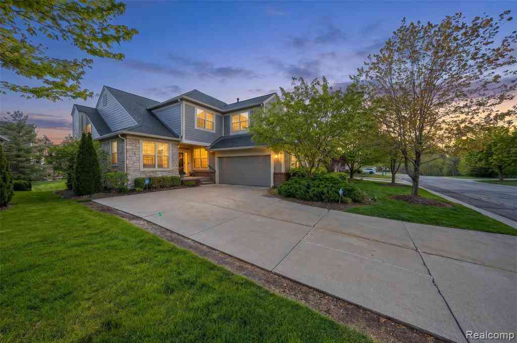 Condo For Sale - 3805 Winding Brook Circle  #22<br/> Rochester, MI 48309