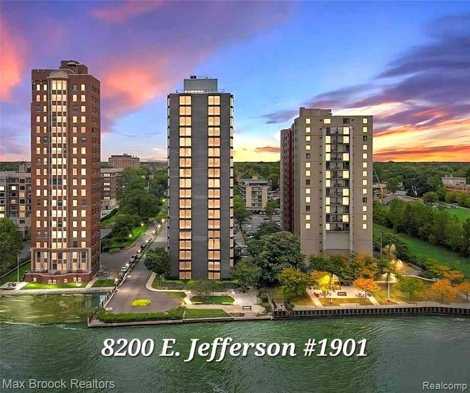 Condo For Sale - 8200 E Jefferson Avenue  #1901<br/> Wayne County, Detroit, MI 48214