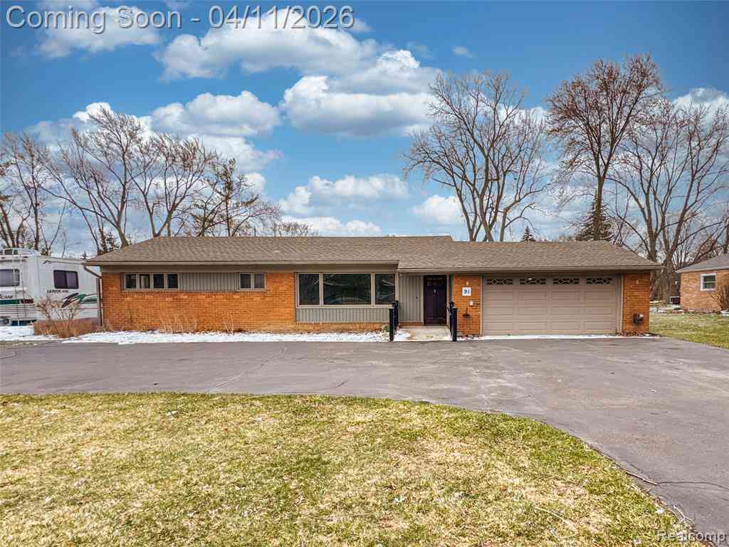 Homes For Sale - 91 Wendelton Road <br/> Troy, MI 48084