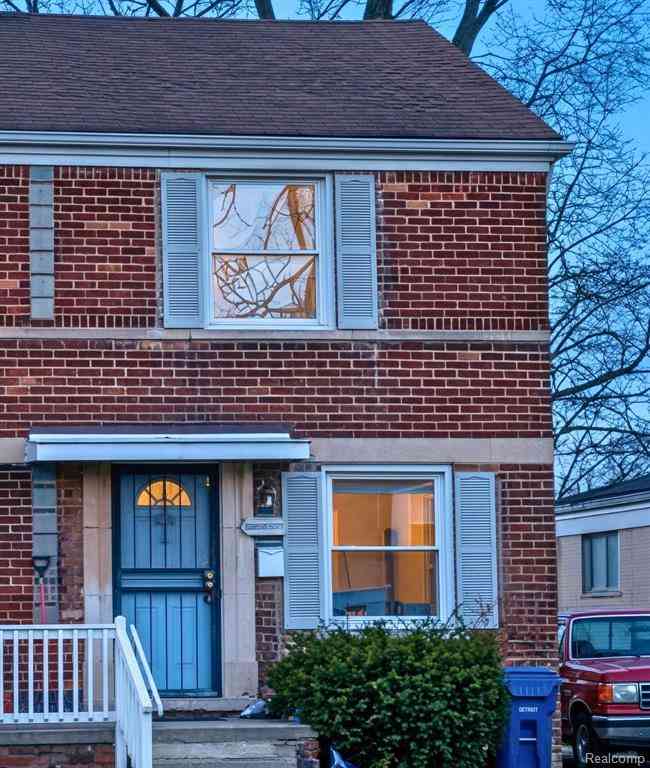 Homes For Sale - 19501 Hoover Street <br/> Detroit, MI 48205