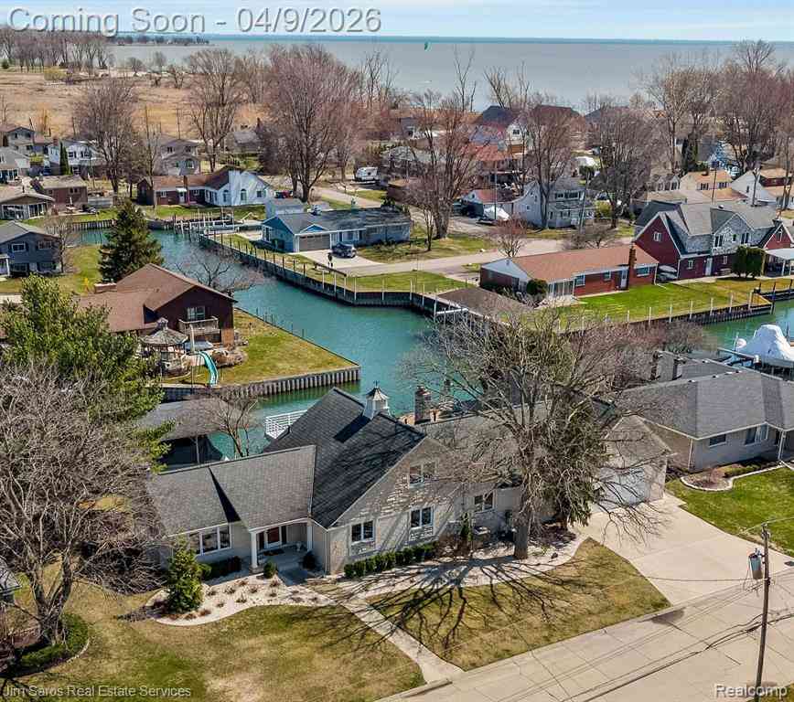 Homes For Sale - 38008 Seaway Court <br/> Harrison Township, MI 48045