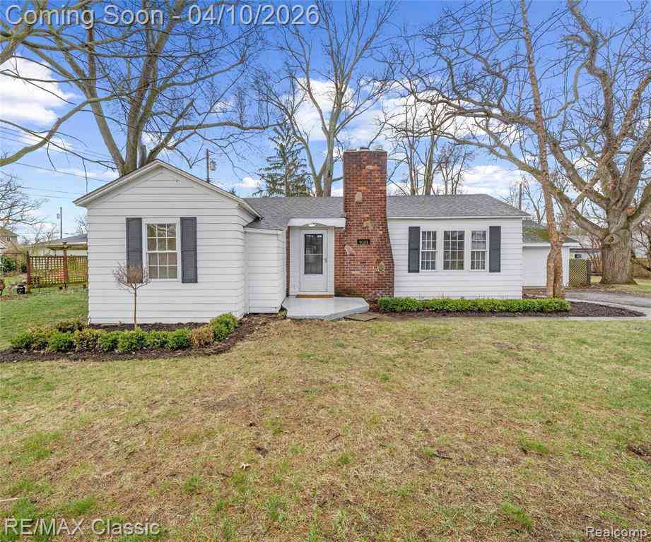 Homes For Sale - 9083 Pittsfield Street <br/> Commerce Twp, MI 48382