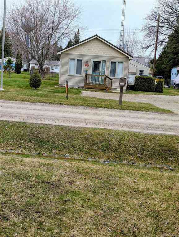 Homes For Sale - 7295 Aspen Road <br/> Lexington, MI 48450
