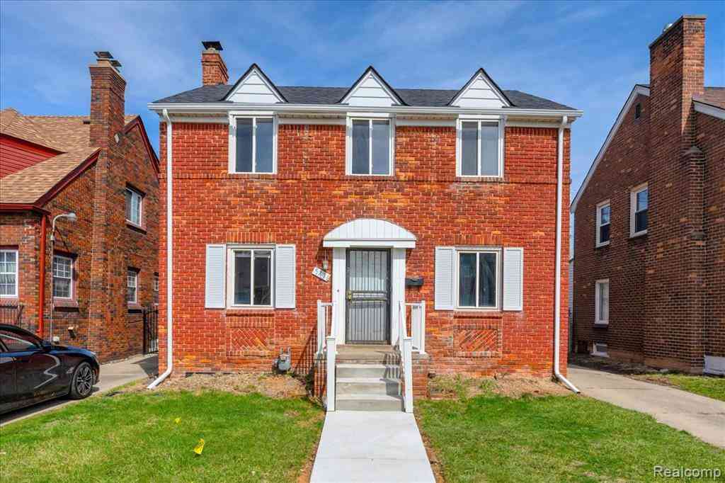 Homes For Sale - 5776 Three Mile Drive <br/> Detroit, MI 48224