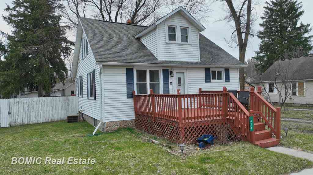 Homes For Sale - 317 Green Street <br/> Caro, MI 48723