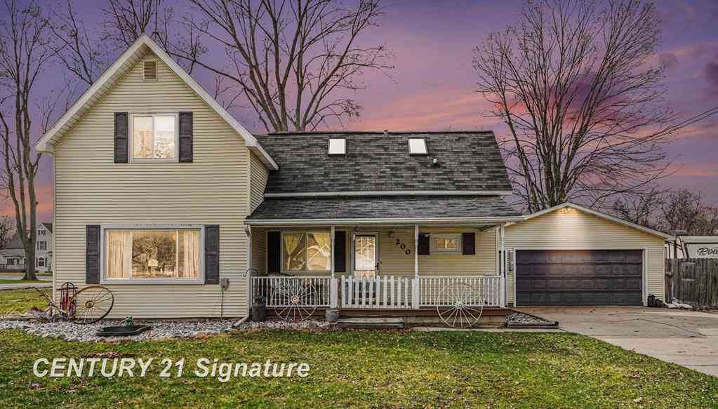 Homes For Sale - 200 W Adams Street <br/> Midland County, Coleman, MI 48618