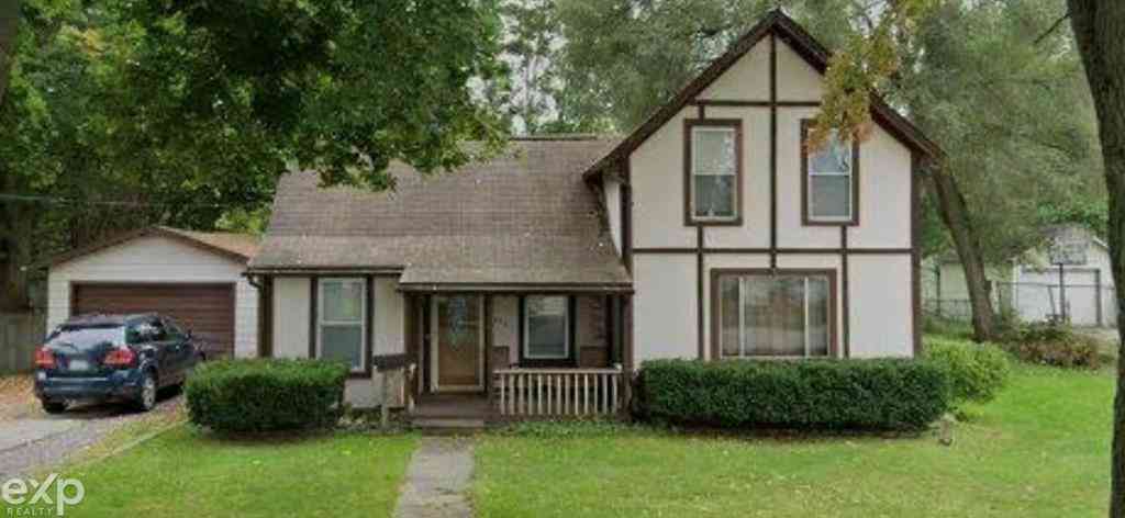 Homes For Sale - 355 W 1st Street <br/> Lapeer County, Imlay City, MI 48444