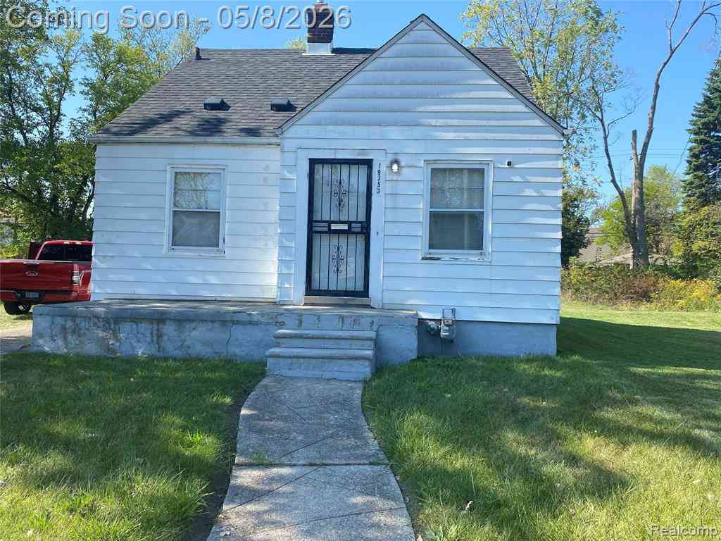 Homes For Sale - 19353 Runyon Street <br/> Detroit, MI 48234