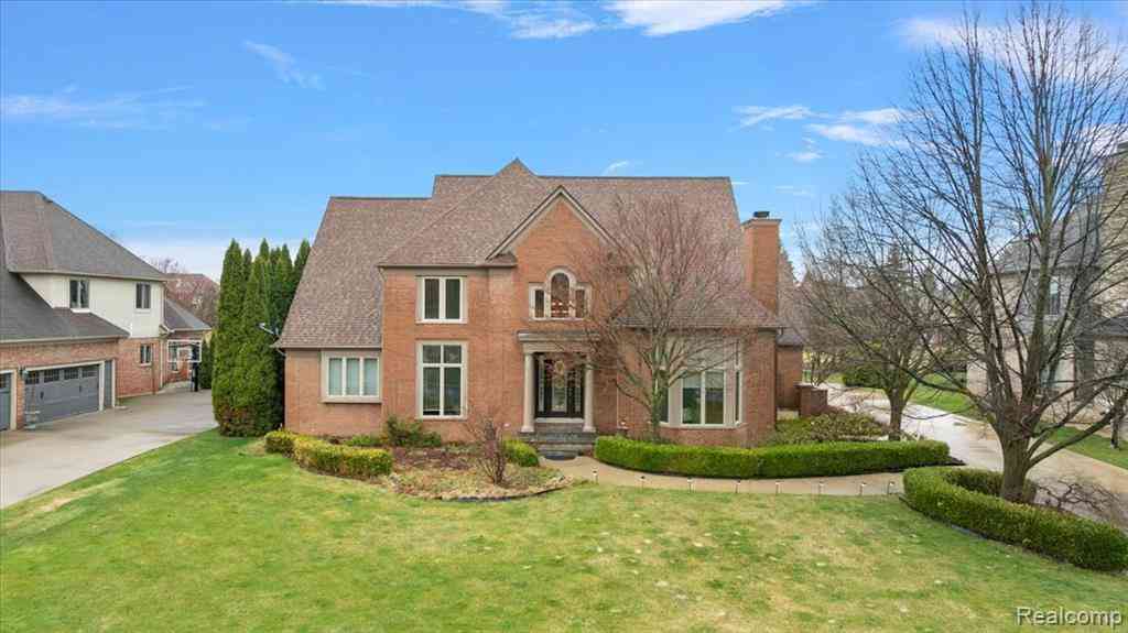 Homes For Sale - 2648 Pebble Beach Drive <br/> Oakland, MI 48363