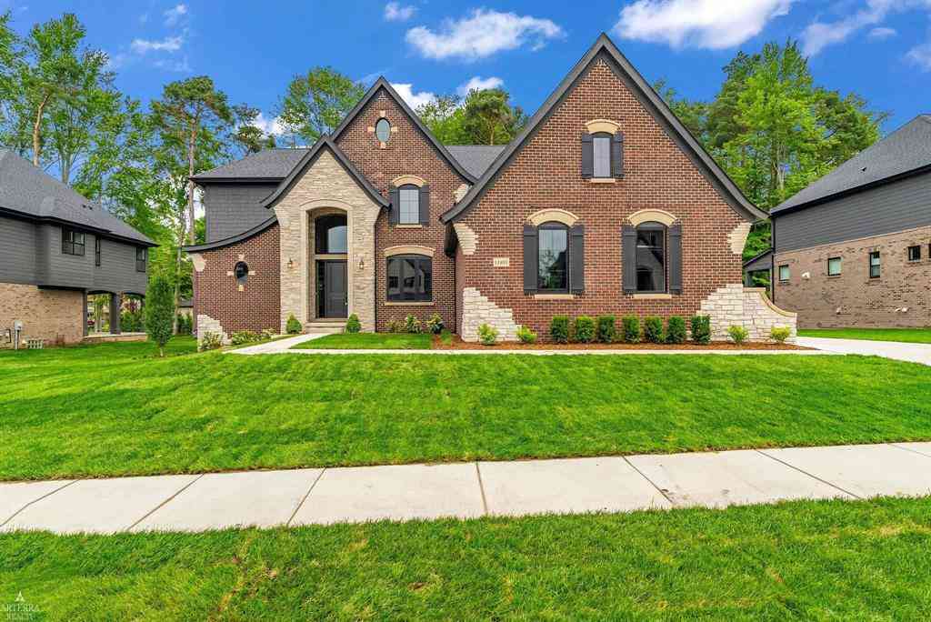 Homes For Sale - 11891 Ovation Court <br/> Shelby Twp, MI 48315