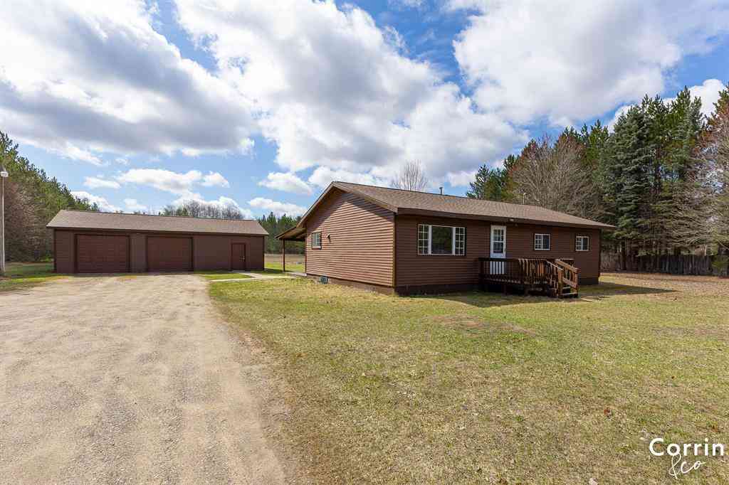 Homes For Sale - 7806 W 13 Mile Road <br/> Bitely, MI 49309