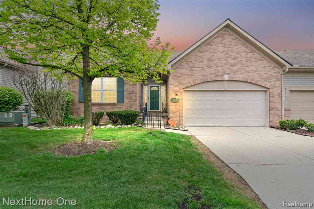 Condo For Sale - 245 Winslow Circle  #56<br/> Oakland County, Commerce Twp, MI 48390
