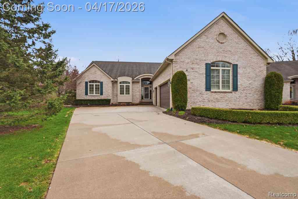 Condo For Sale - 25228 Sutton Court <br/> Novi, MI 48374