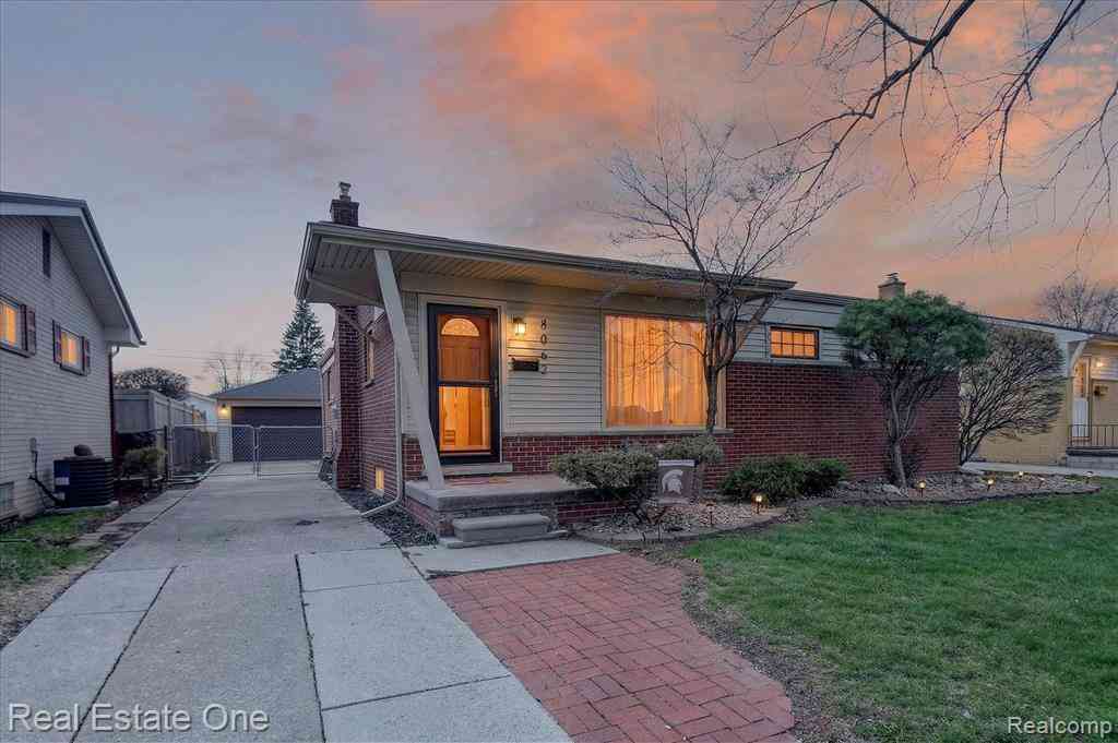 Homes For Sale - 8062 Campbell Street <br/> Taylor, MI 48180