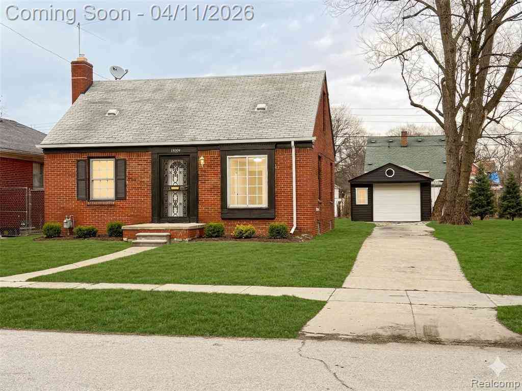 Homes For Sale - 19384 Revere Street <br/> Detroit, MI 48234