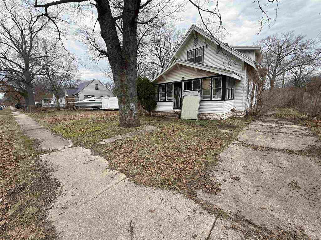 Homes For Sale - 2420 Howden Street <br/> Muskegon Heights, MI 49444
