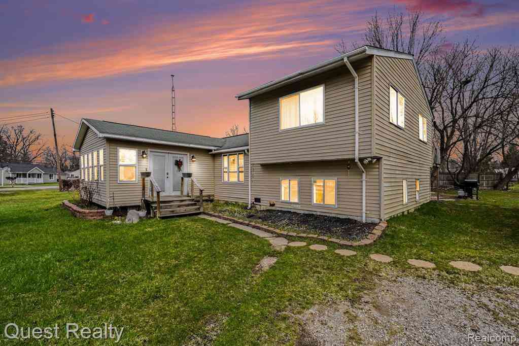 Homes For Sale - 2103 Valley Forge Street <br/> Genesee County, Burton, MI 48519