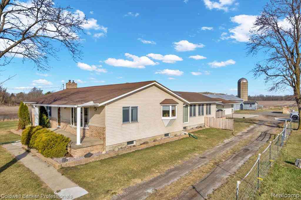 Homes For Sale - 7410 Wilson Road <br/> Montrose, MI 48457
