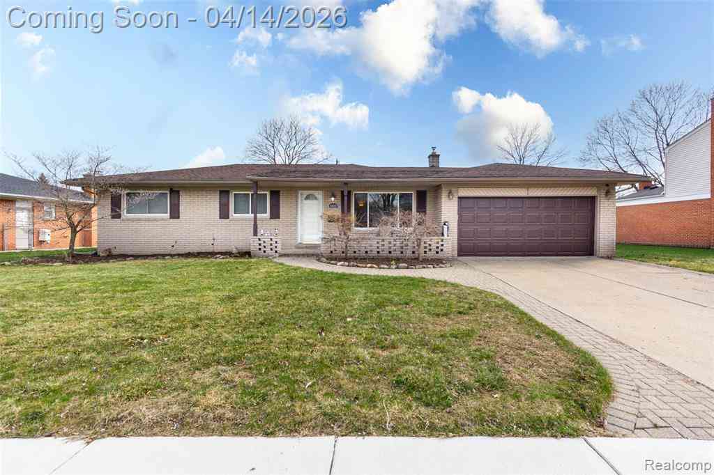 Homes For Sale - 30087 Lyndon Street <br/> Livonia, MI 48154