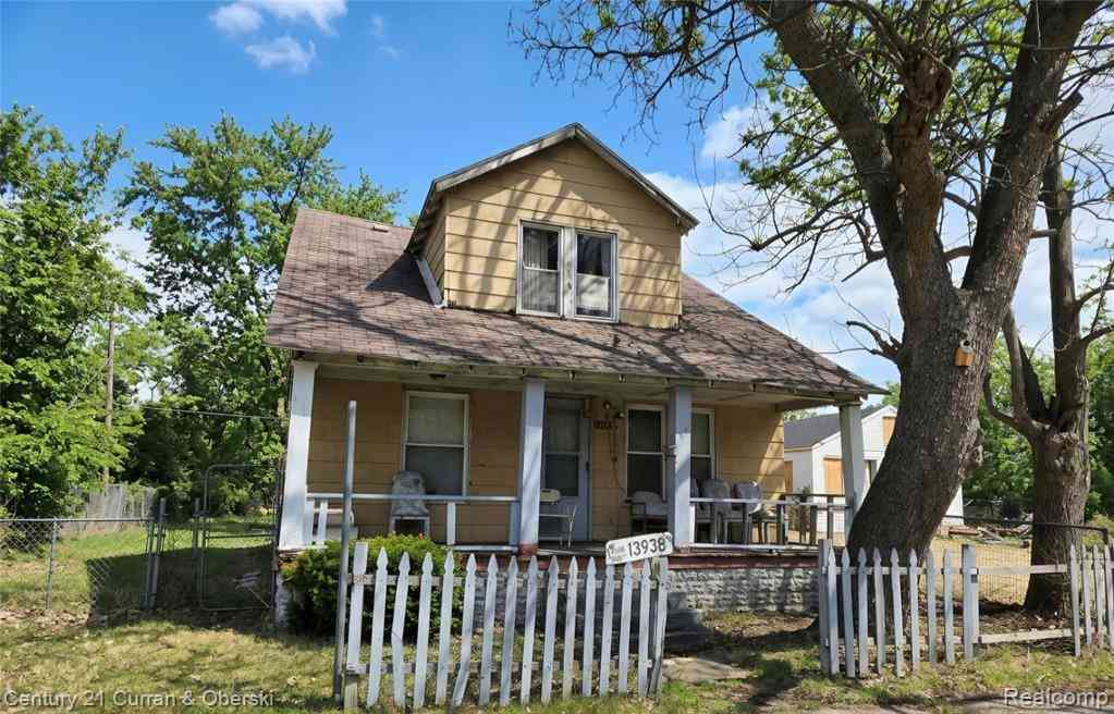 Homes For Sale - 13938 Lumpkin Street <br/> Hamtramck, MI 48212