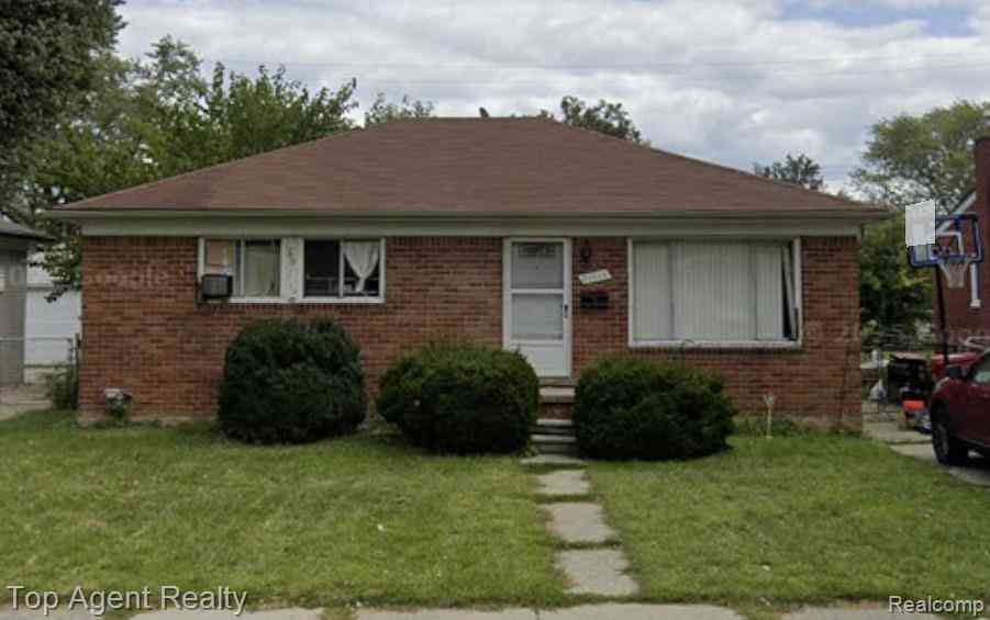 Homes For Sale - 24644 Willowby Avenue <br/> Eastpointe, MI 48021
