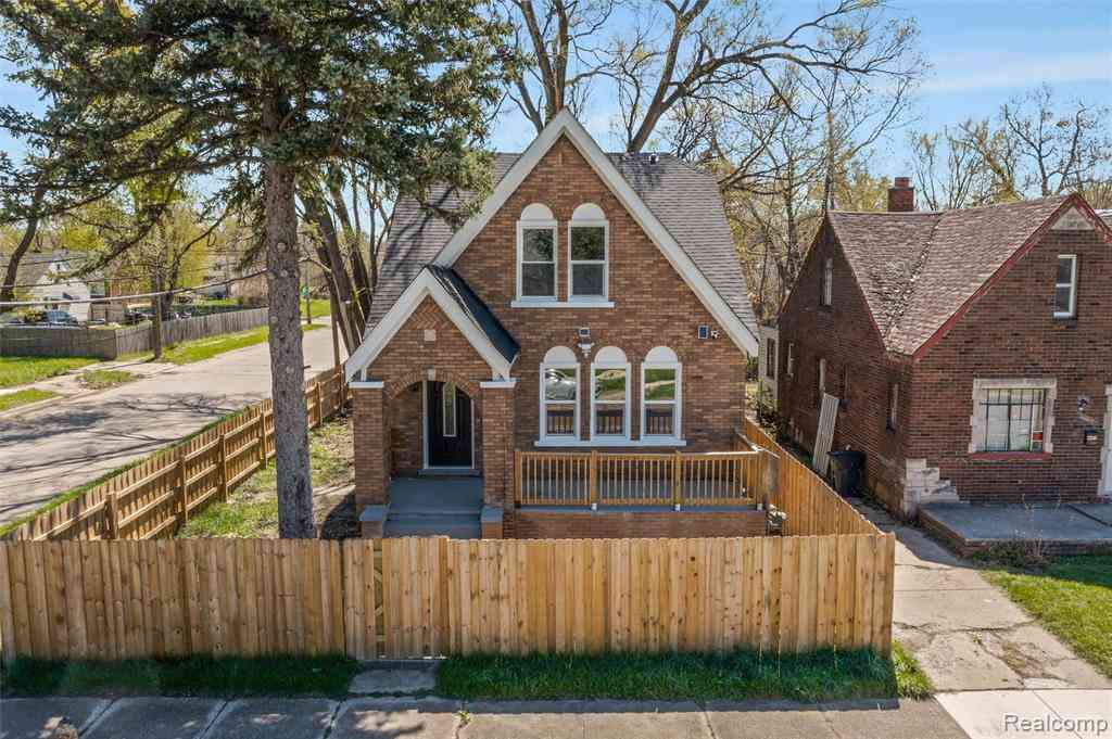 Homes For Sale - 12352 Maiden Street <br/> Detroit, MI 48213