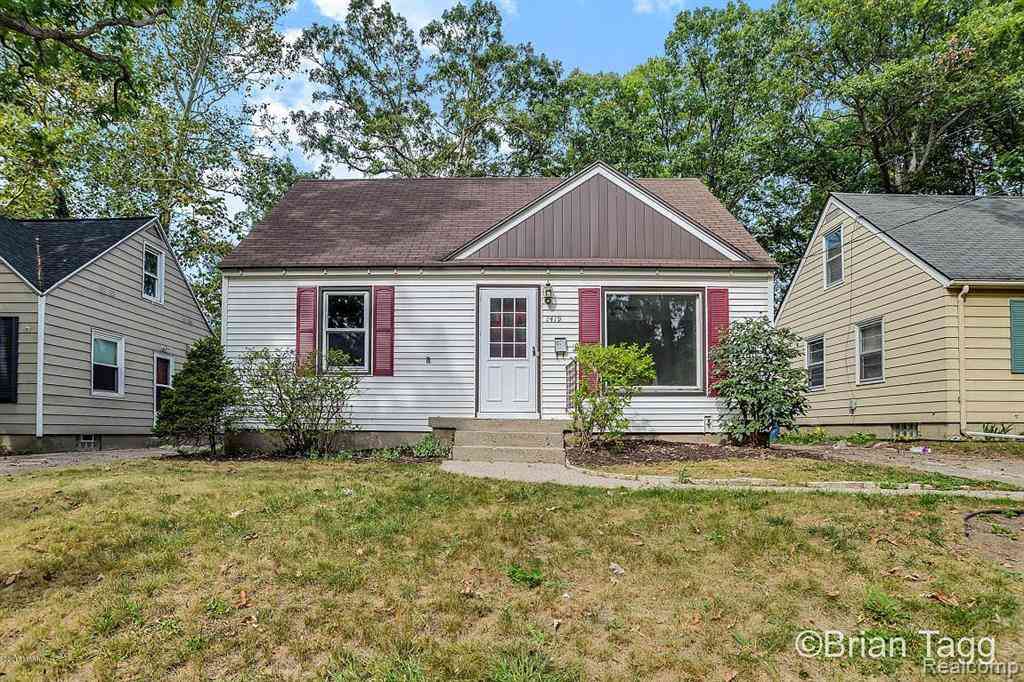 Homes For Sale - 1419 Linwood Street Se SE<br/> Grand Rapids, MI 49507
