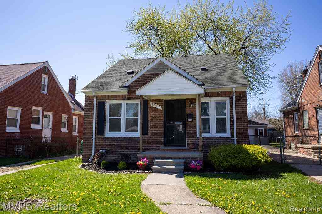 Homes For Sale - 20813 Universal Avenue <br/> Eastpointe, MI 48021